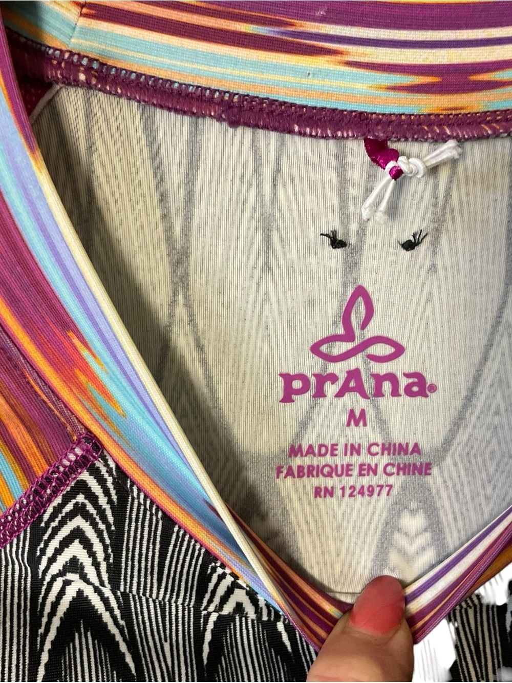 Prana Long Sleeve Rash Guard Swim Top Multicolor Print Size Medium - Picture 3 of 9